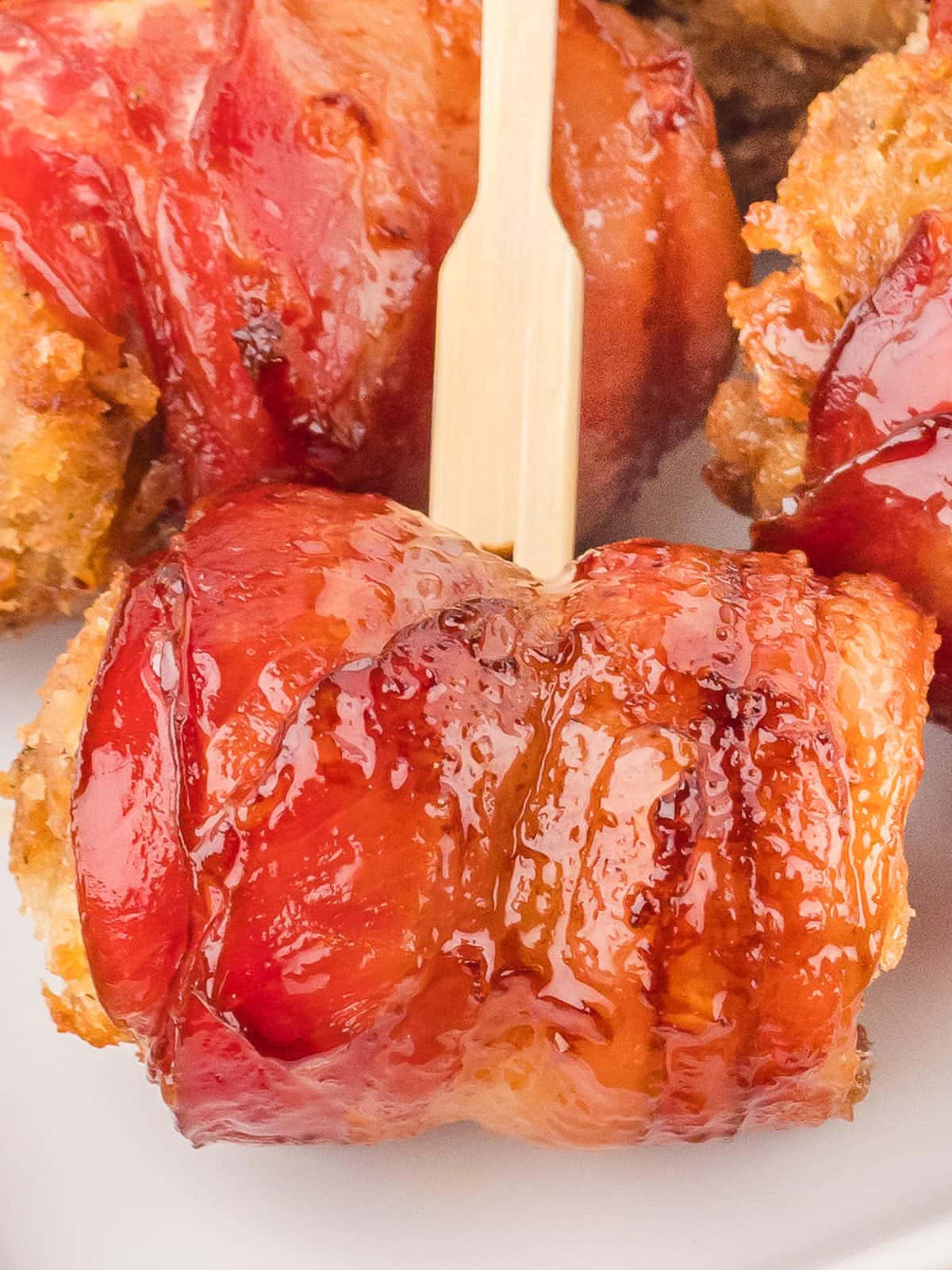 Closeup of Bacon Stuffing Roll.