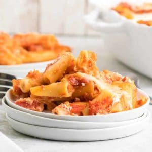 Baked ziti served on a white plate