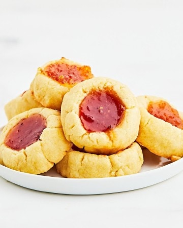 A plate of Thumbprint Cookies.