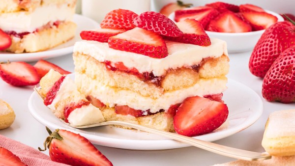 Strawberry Tiramisu recipe by Cheerful Cook.
