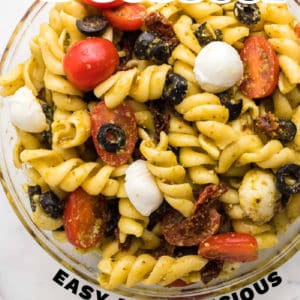 The Best Pesto Pasta Salasd