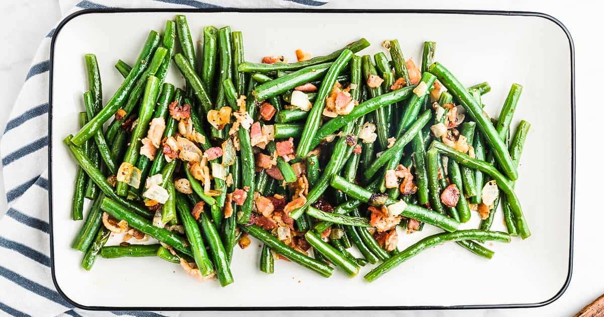 Sautéed Green Beans with Bacon and Onion