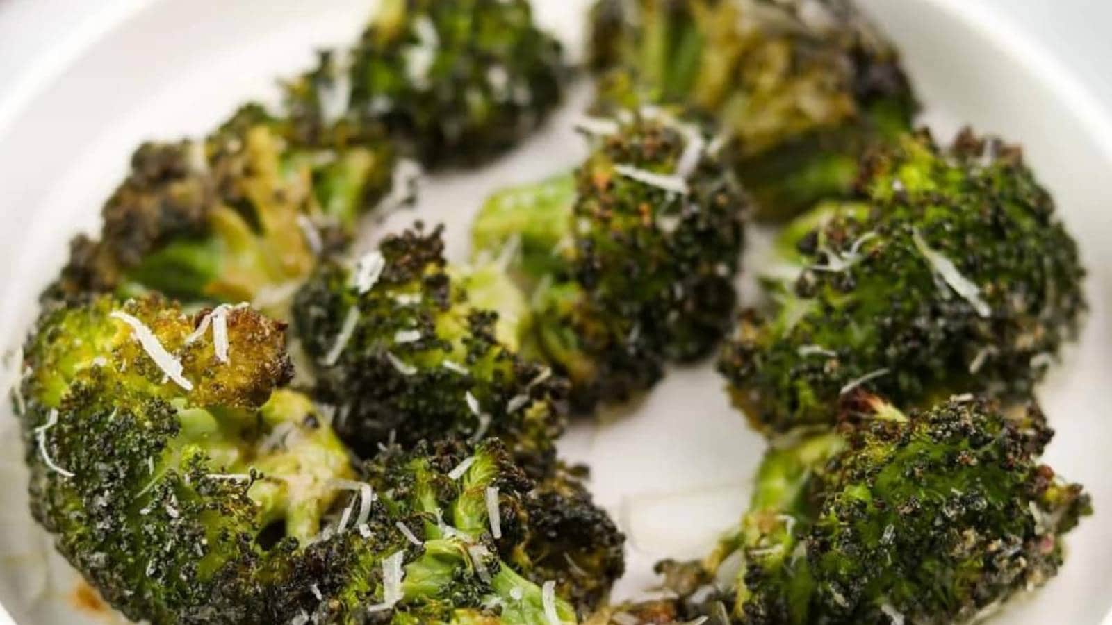 Roasted Ranch Broccoli recipe by Dash for Dinner.