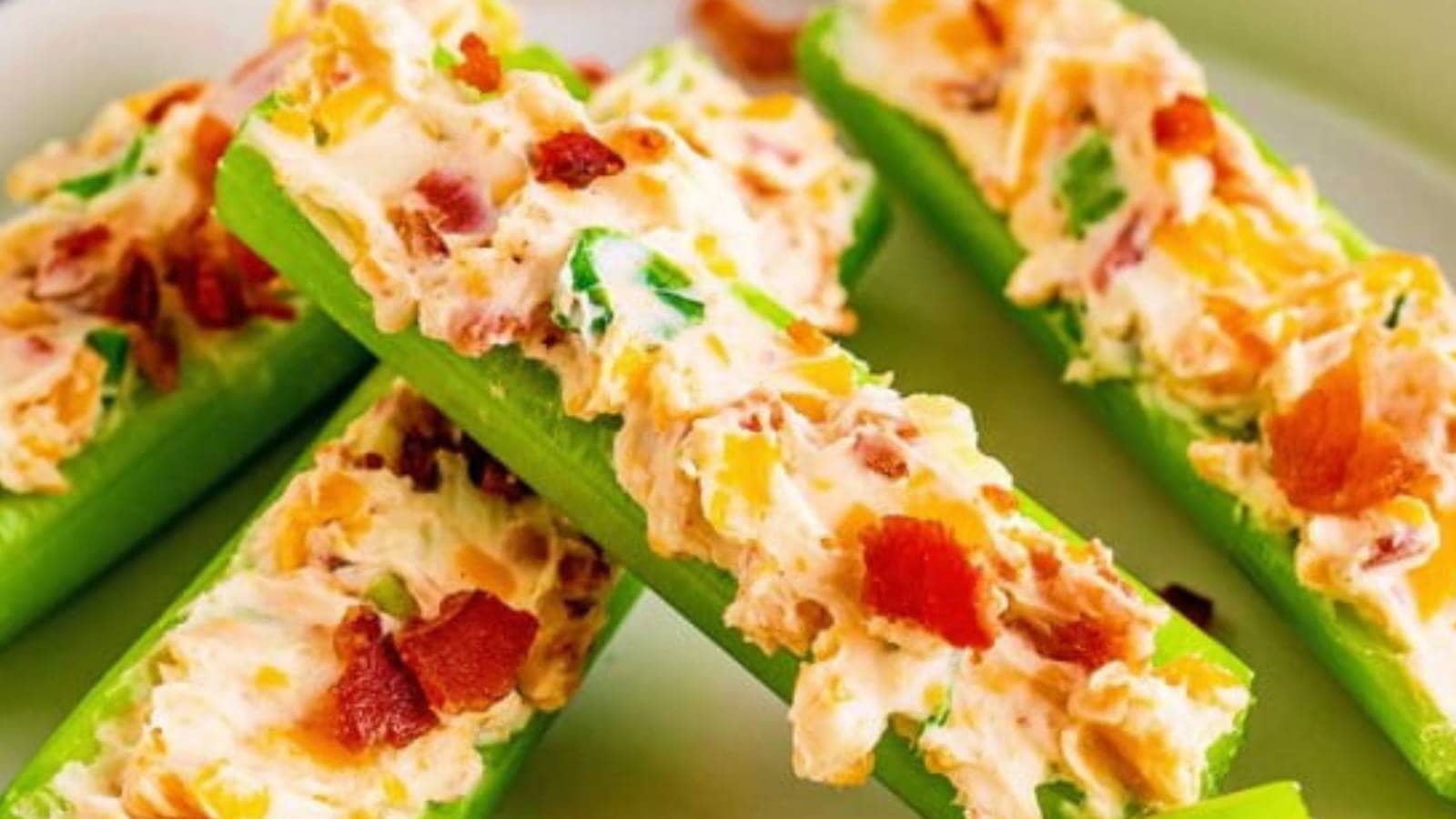 Bacon Ranch Stuffed Celery recipe by Homemade Hooplah