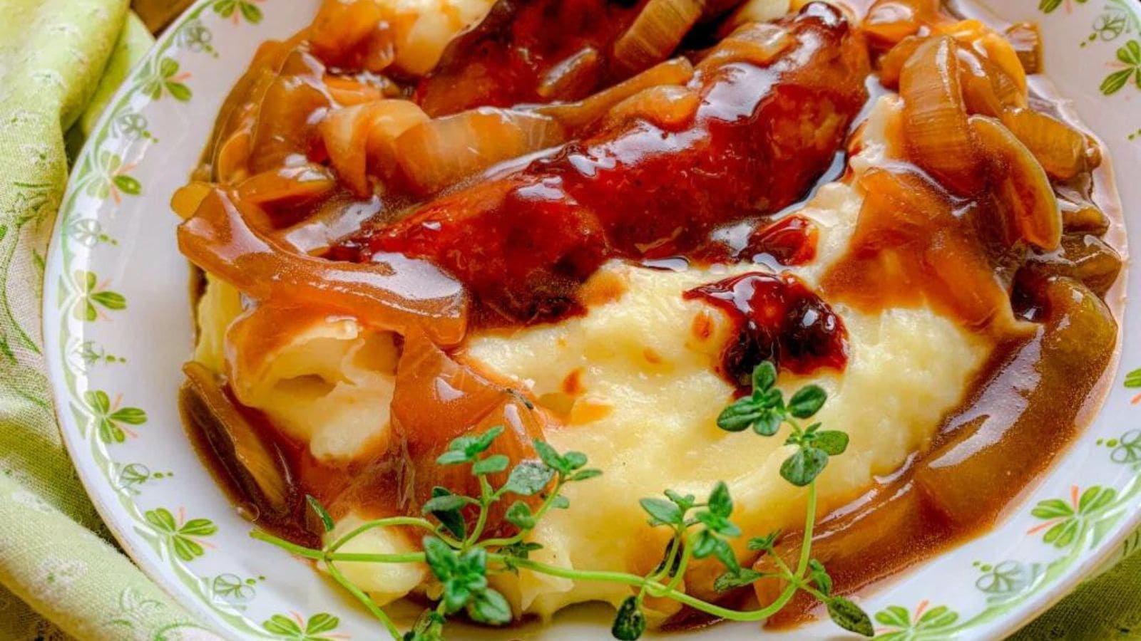Bangers and Mash with Guinness Gravy recipe by  Not Entirely Average.