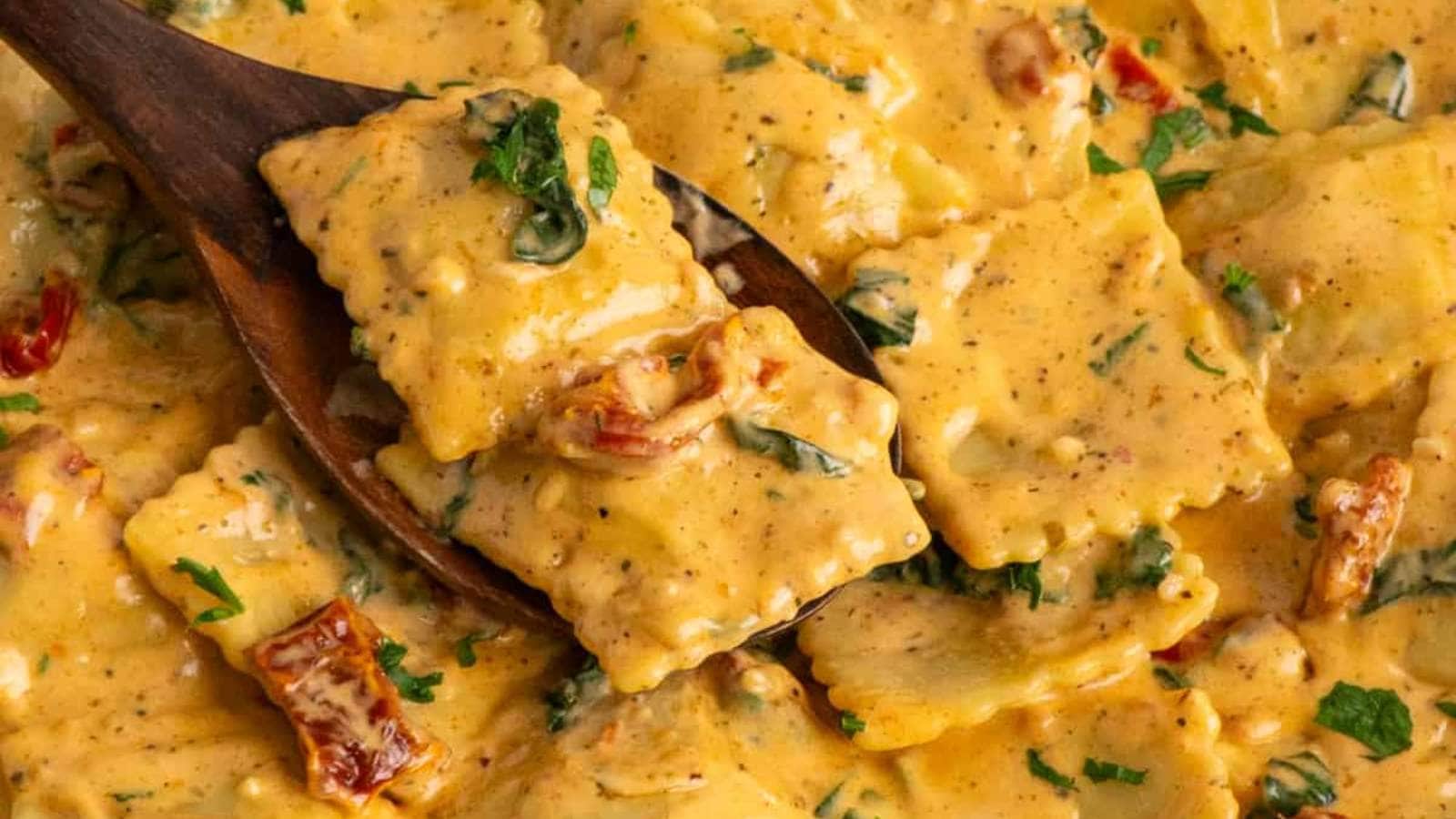 Creamy Tuscan Ravioli
recipe by The Cooking Duo.