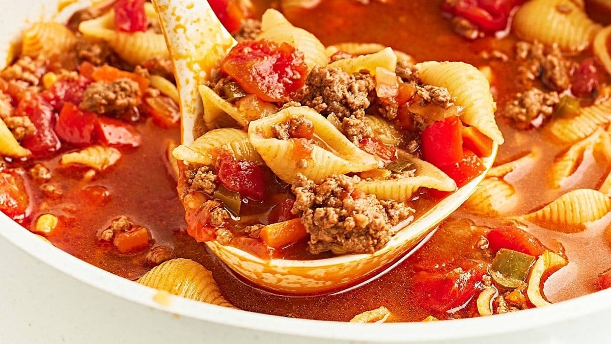 Sweet & Spicy Hamburger Soup with Shell Pasta