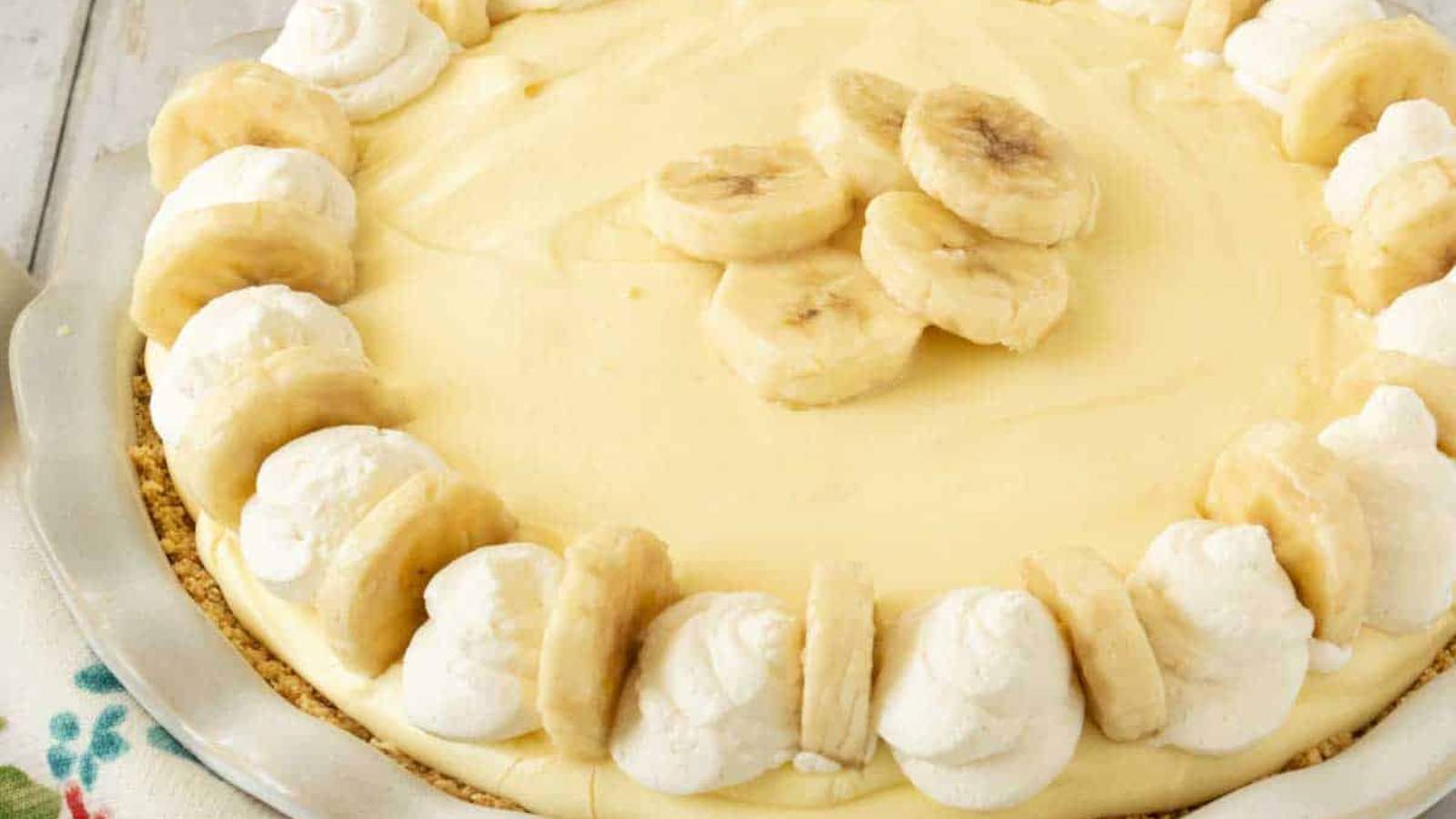 Banana Cream Pie recipe by Simply Scrumptious.