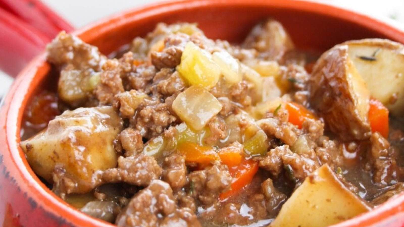 Irish Beef Stew recipe by The Soccer Mom Blog.