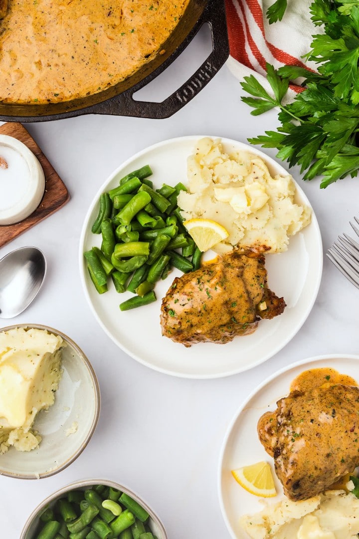 Creamy Cast Iron Chicken Thighs