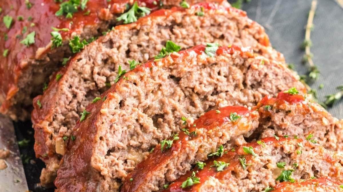 Meatloaf recipe by Amandas Cookin.