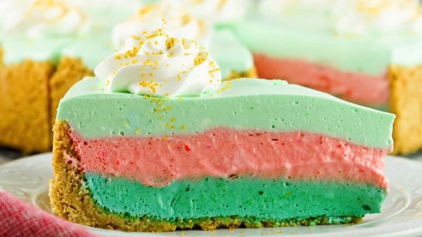 Multicolored Christmas jello pie