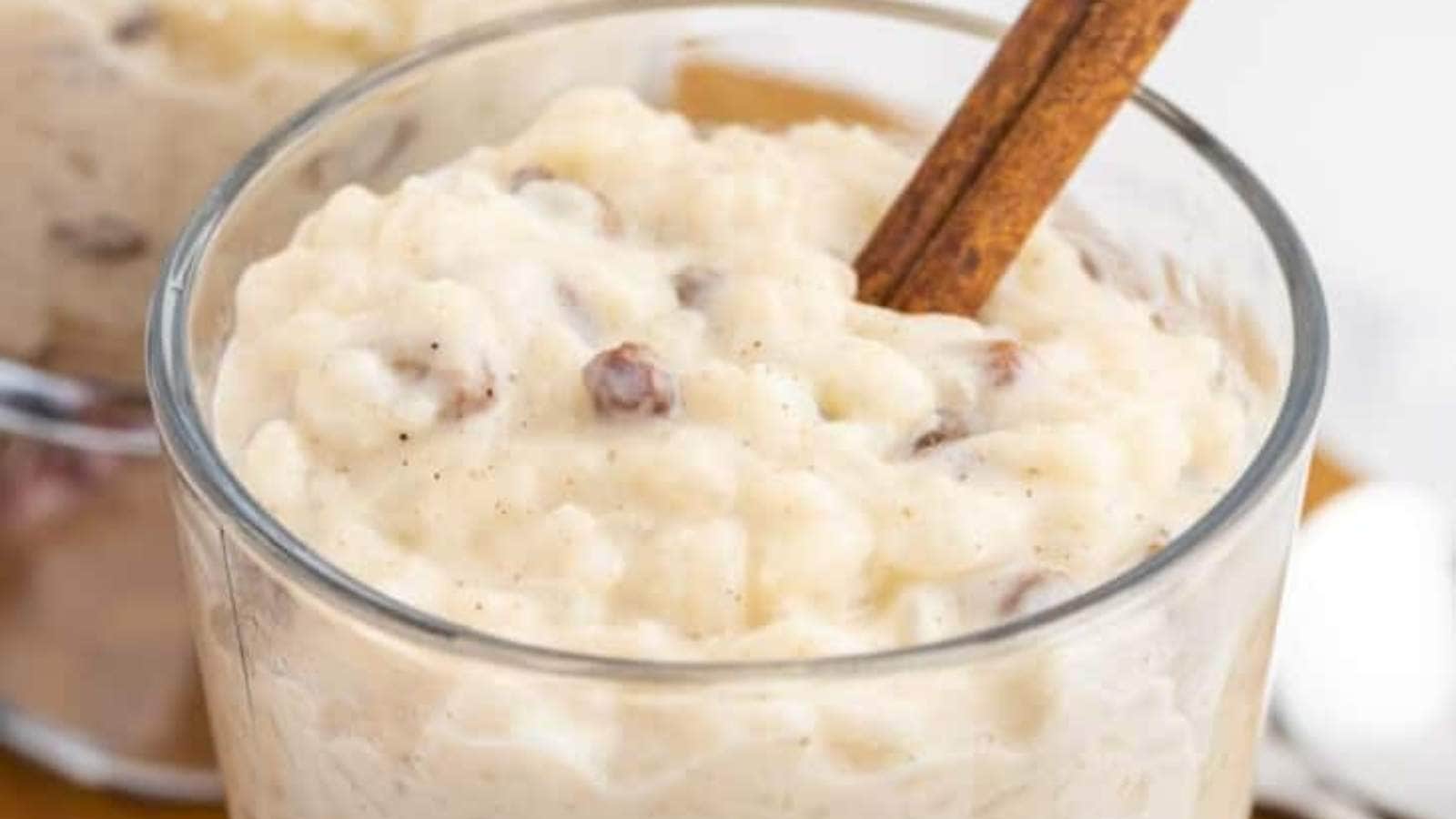 Old Fashioned Rice Pudding recipe by Little Suny Kitchen.
