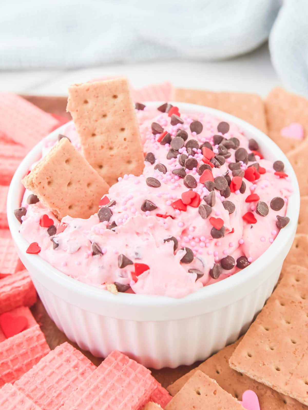 The pink version of the TikTok Booty Dip served in a white bowl.