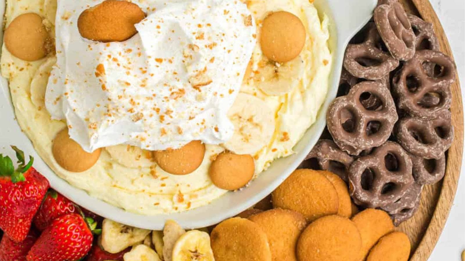 Banana Pudding Dip recipe by Fantabulosity.