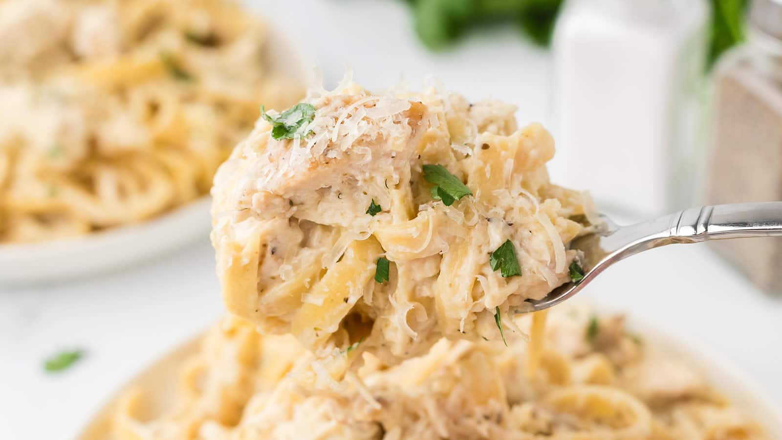 Crockpot Chicken Alfredo recipe by Cheerful Cook.