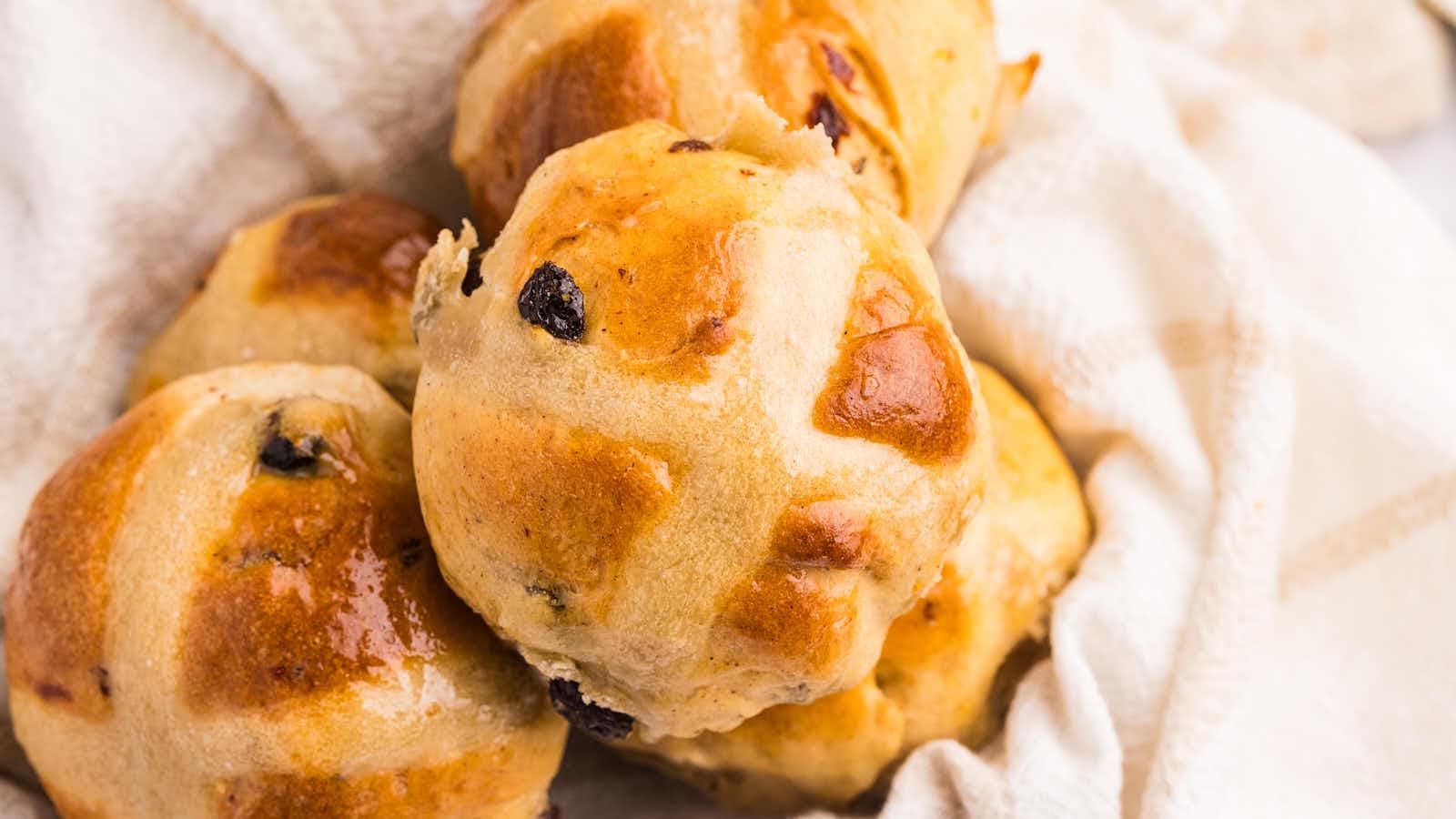 Hot Cross Buns recipe by Cheerful Cook.