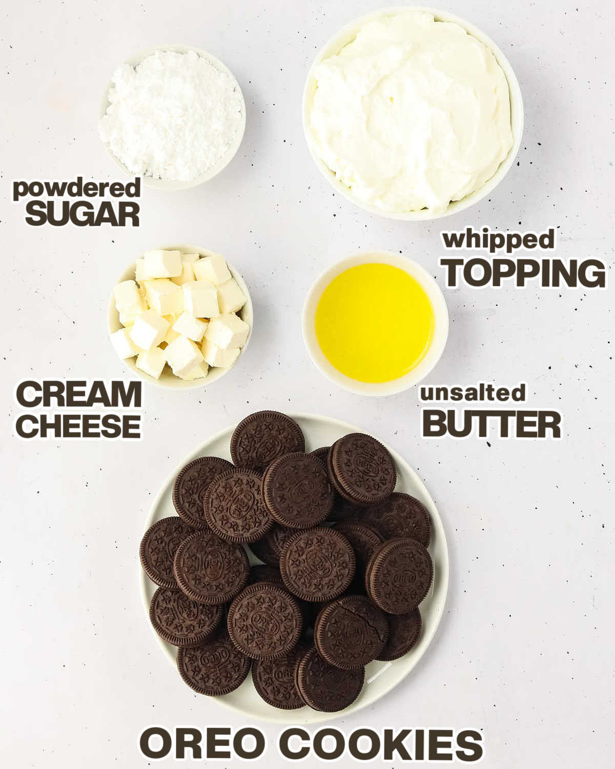 Ingredients needed to make an Oreo Pie. 