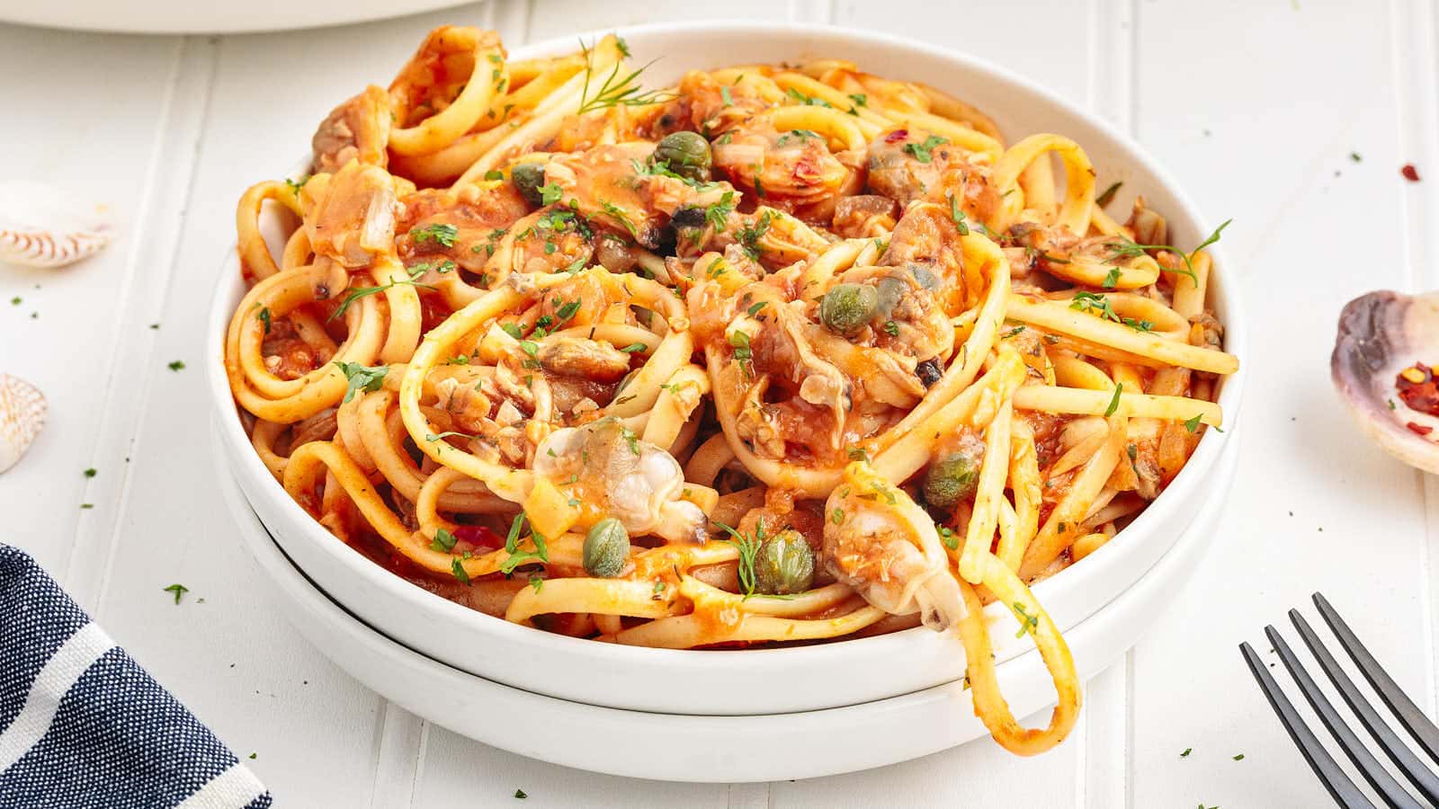 Linguini with Clams recipe by Cheerful Cook.