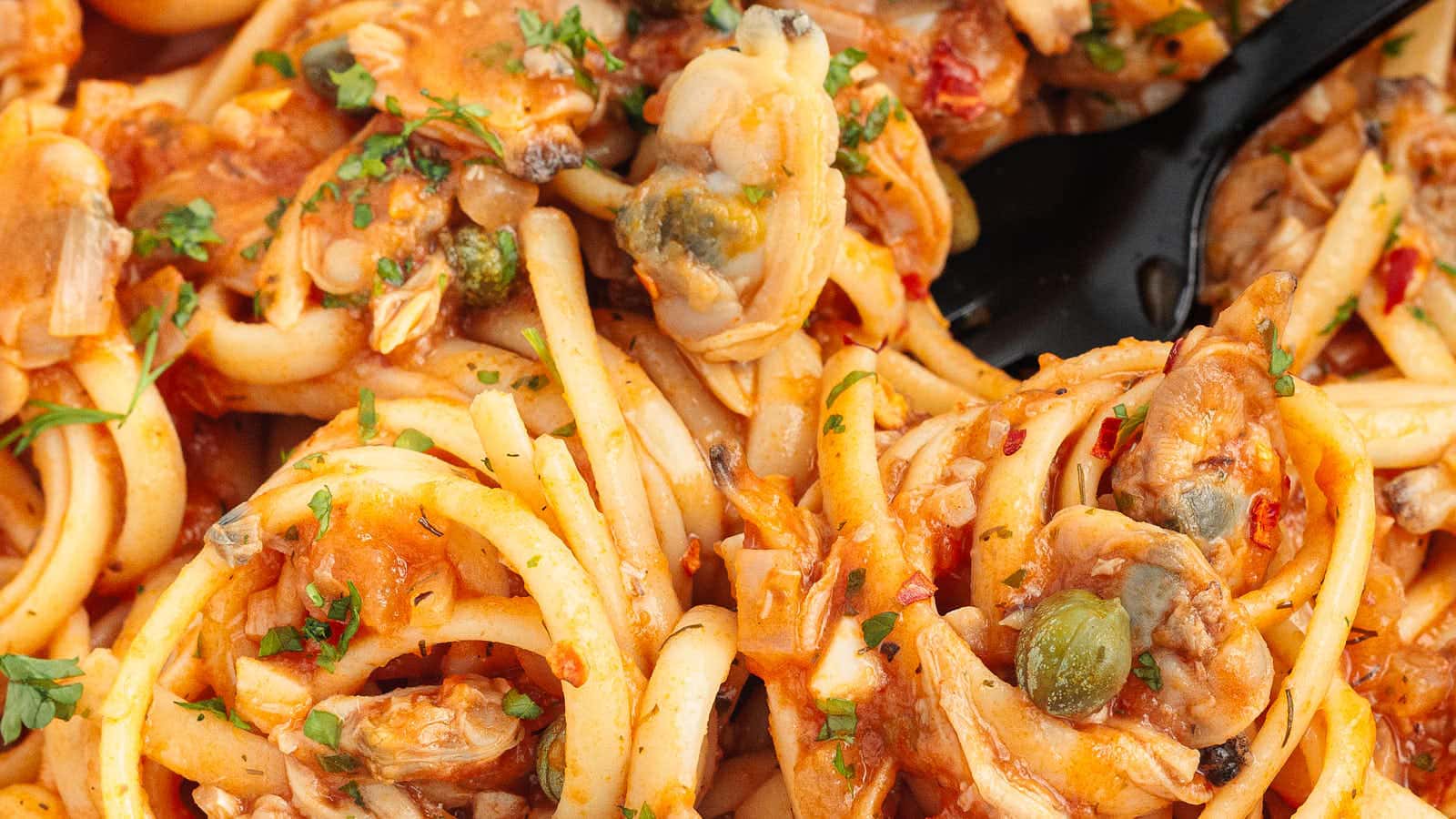 Linguini with Clams recipe by Cheerful Cook.