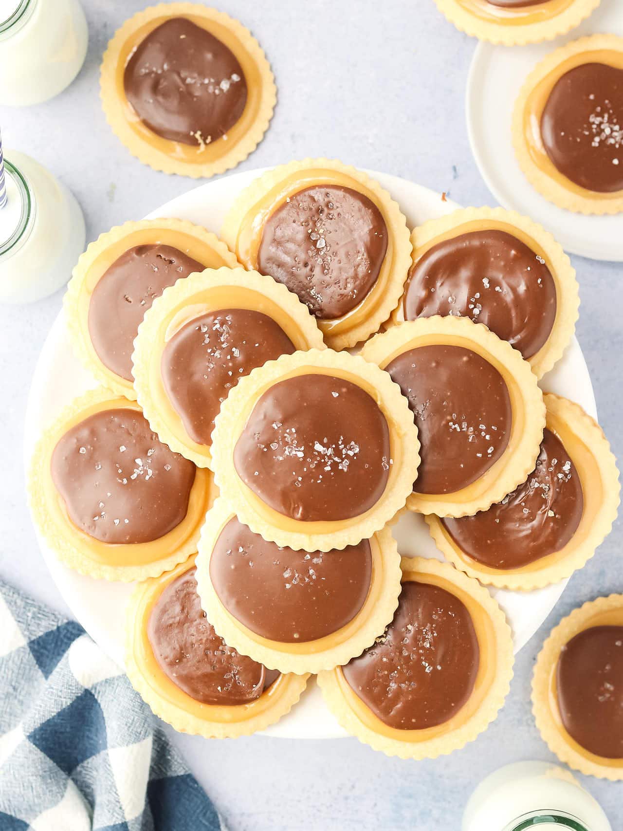 Topdown view of a plate of Twix Cookies.