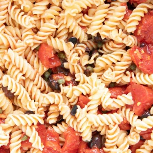 Easy Mediterranean Pasta Salad